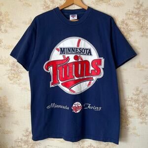 Vintage 90s Minnesota Twins T-Shirt | League Leader Baseball Tee | Large